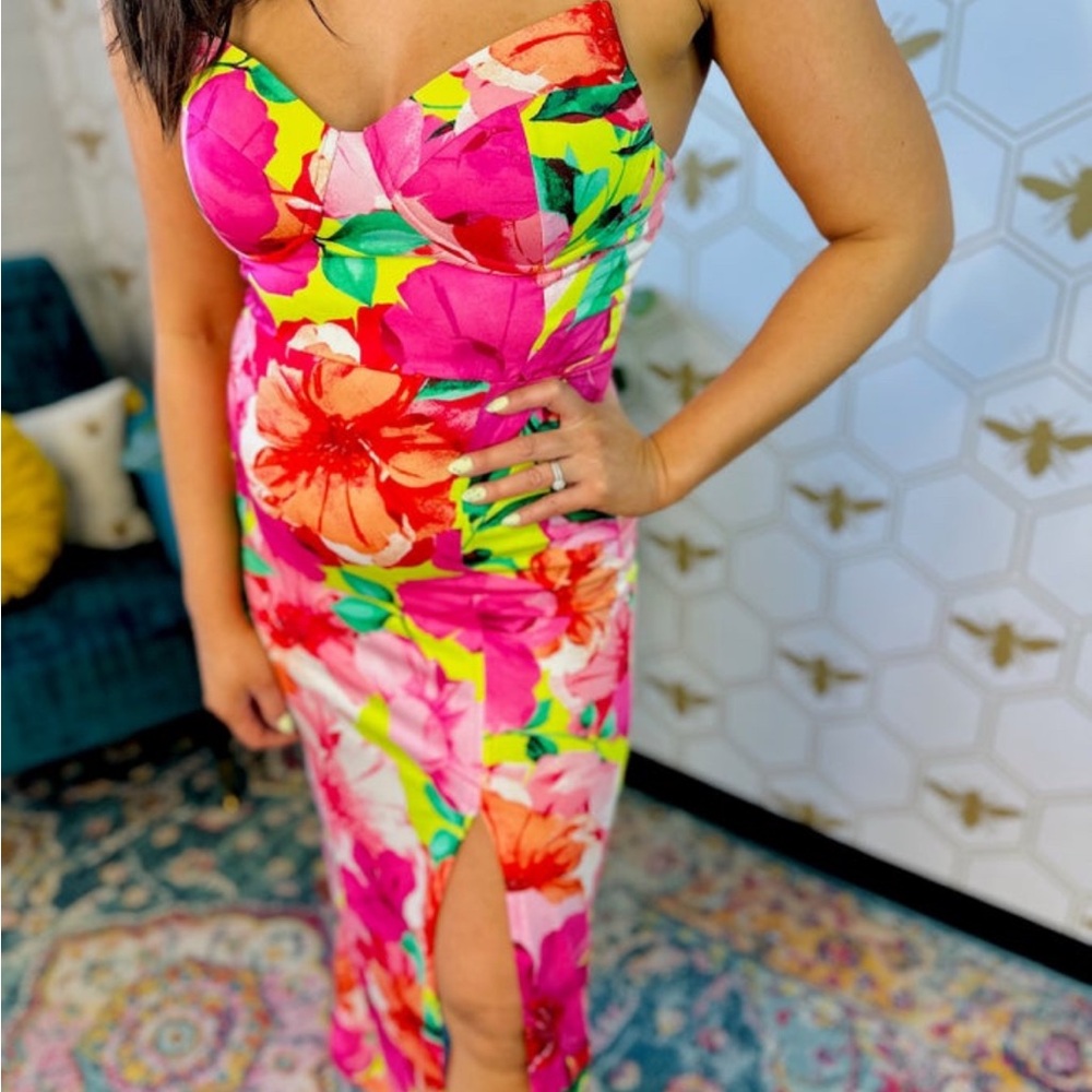 Blashe Floral Maxi Dress — Size S — New With Tags